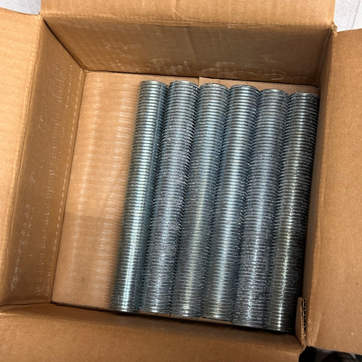 Pack of 6 Perine-Danforth 1 1/4-8 x 9 B7 Full Thread Stud Bolts Zinc