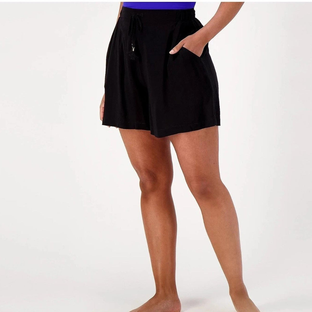 NWT Jantzen Women's Sz XL Black Woven Pull-On Tie-Waist Cover-Up Shorts