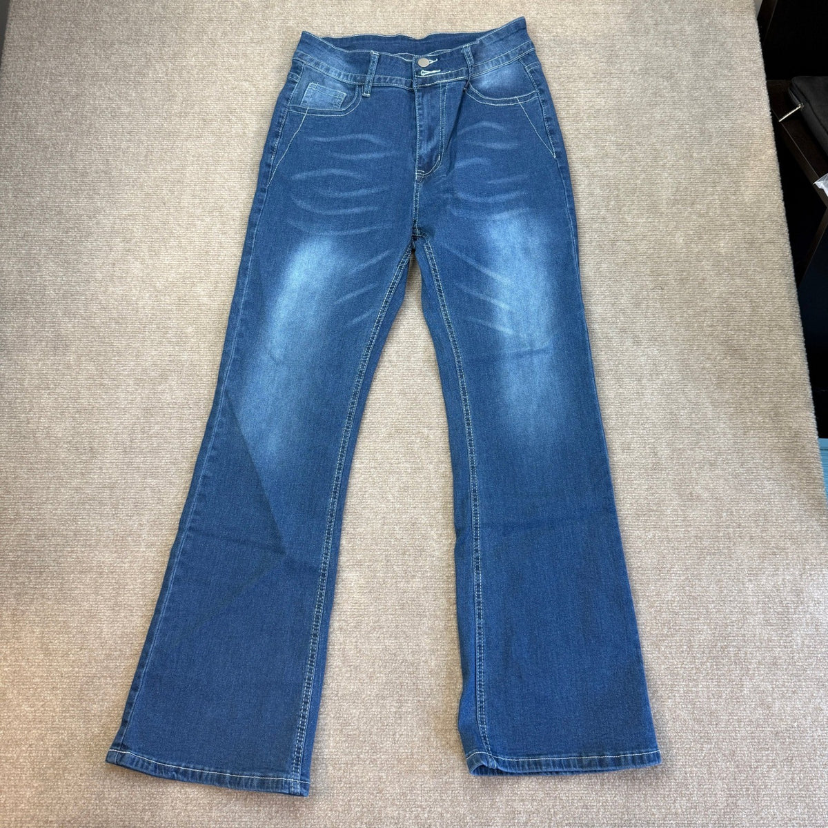 Women's L Blue Bootcut Flare Jeans High Waist Cross Wing Embroidered Back Pocke