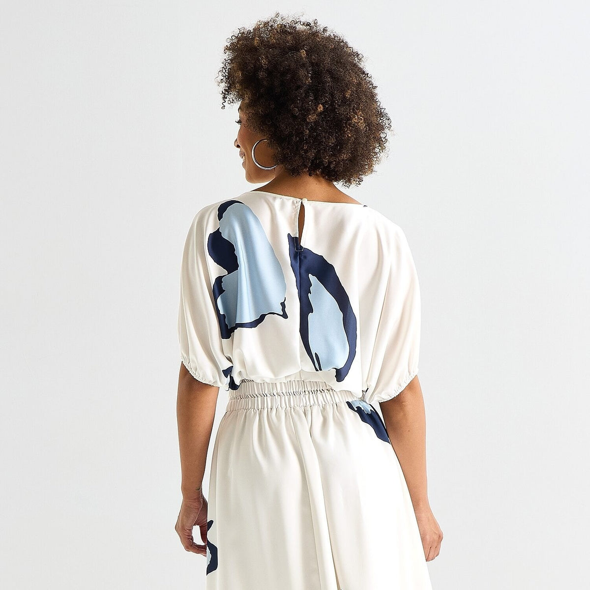 MSRP $48 Worthington Womens L Petite Polar Bear Blue Satin Blouse Boat Neck El