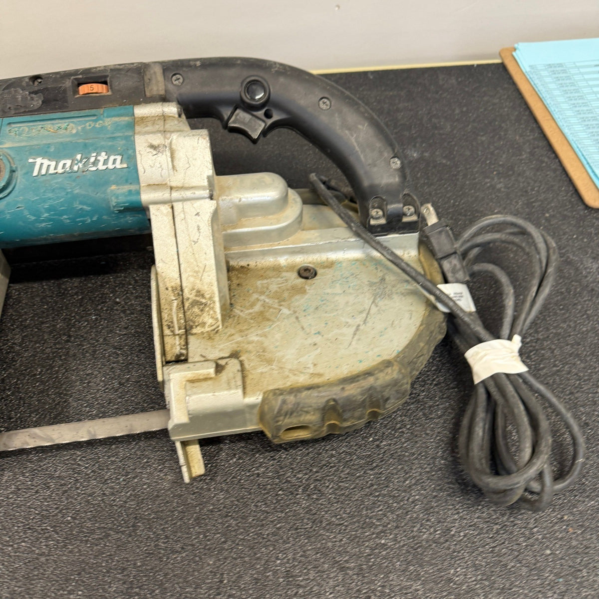 Makita 2107F Portable Band Saw 6.5Amp Corded 120v