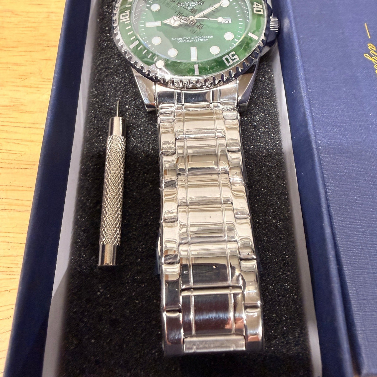 Dofia Xiaoya Aiyishi 1630 Men's Silver Stainless Steel Quartz Watch Green Dial G