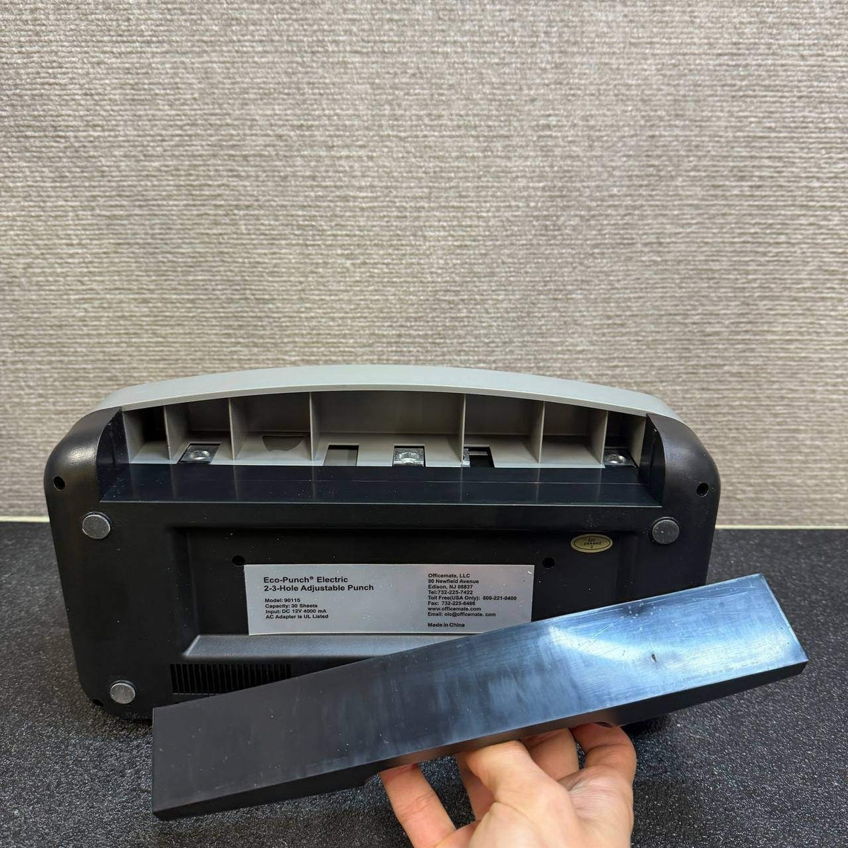 Officemate 90115 Electric 2-3 Hole Adjustable Eco-Punch MISSING PAPER GUIDE