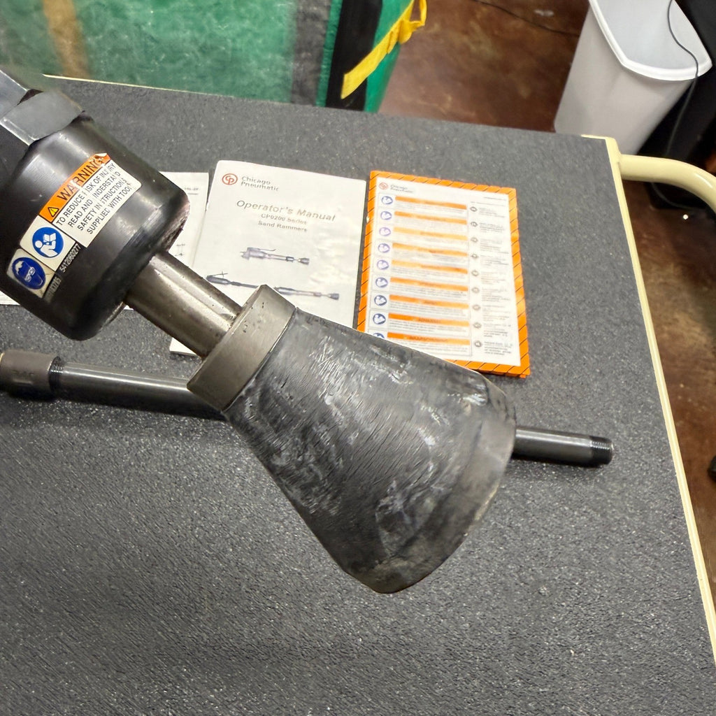 Chicago Pneumatic CP0200B25L-2F Floor Sand Rammer 1/2 in, NPT, 780 BPM