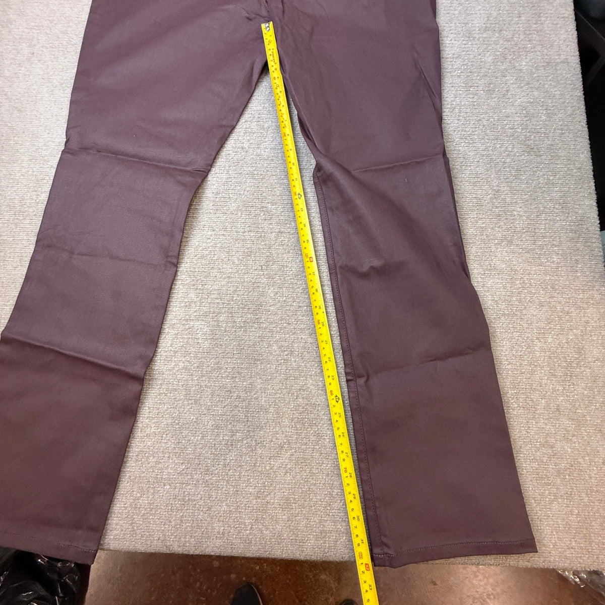 MSRP $60 St. John's Bay Women's 16 Tall Bold Burgundy Straight Leg Jeans Mid