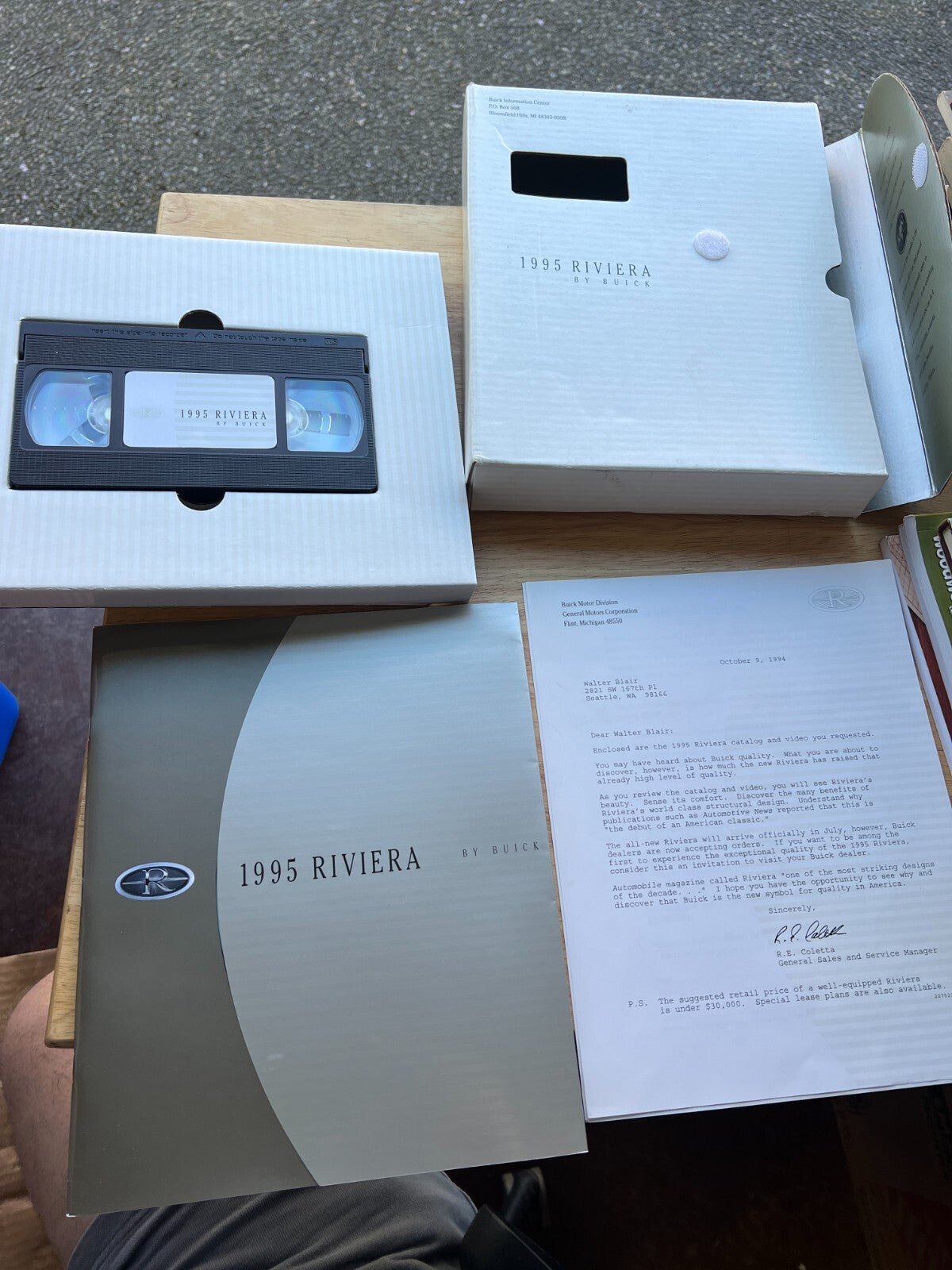 1995 Riviera by Buick Sales Brochure Boxset w/ VHS Tape