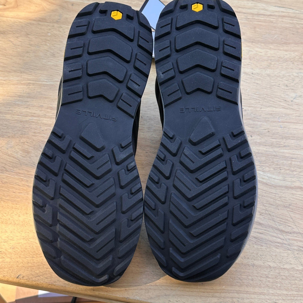 NWT FitVille Men's US 10.5EW Black Explorer Outdoor Slip On V2 Shoes