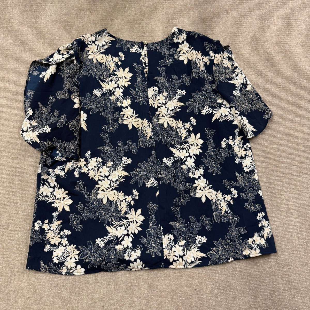 MSRP $48 Liz Claiborne Womens XL Tall Navy Flowers Short Sleeve Blouse U Neck
