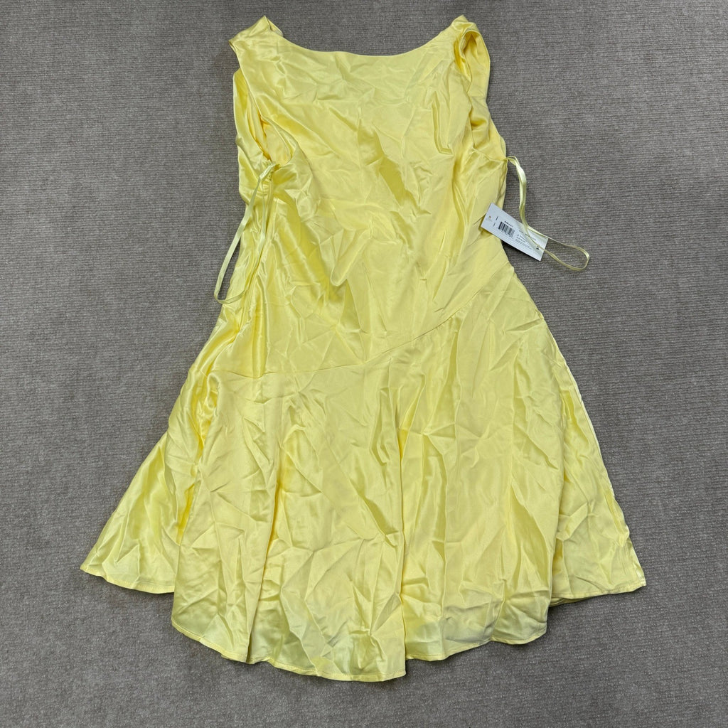 MSRP $78 belle vie Womens 8 Pale Yellow Draped Neck Fit + Flare Dress Sleeveless