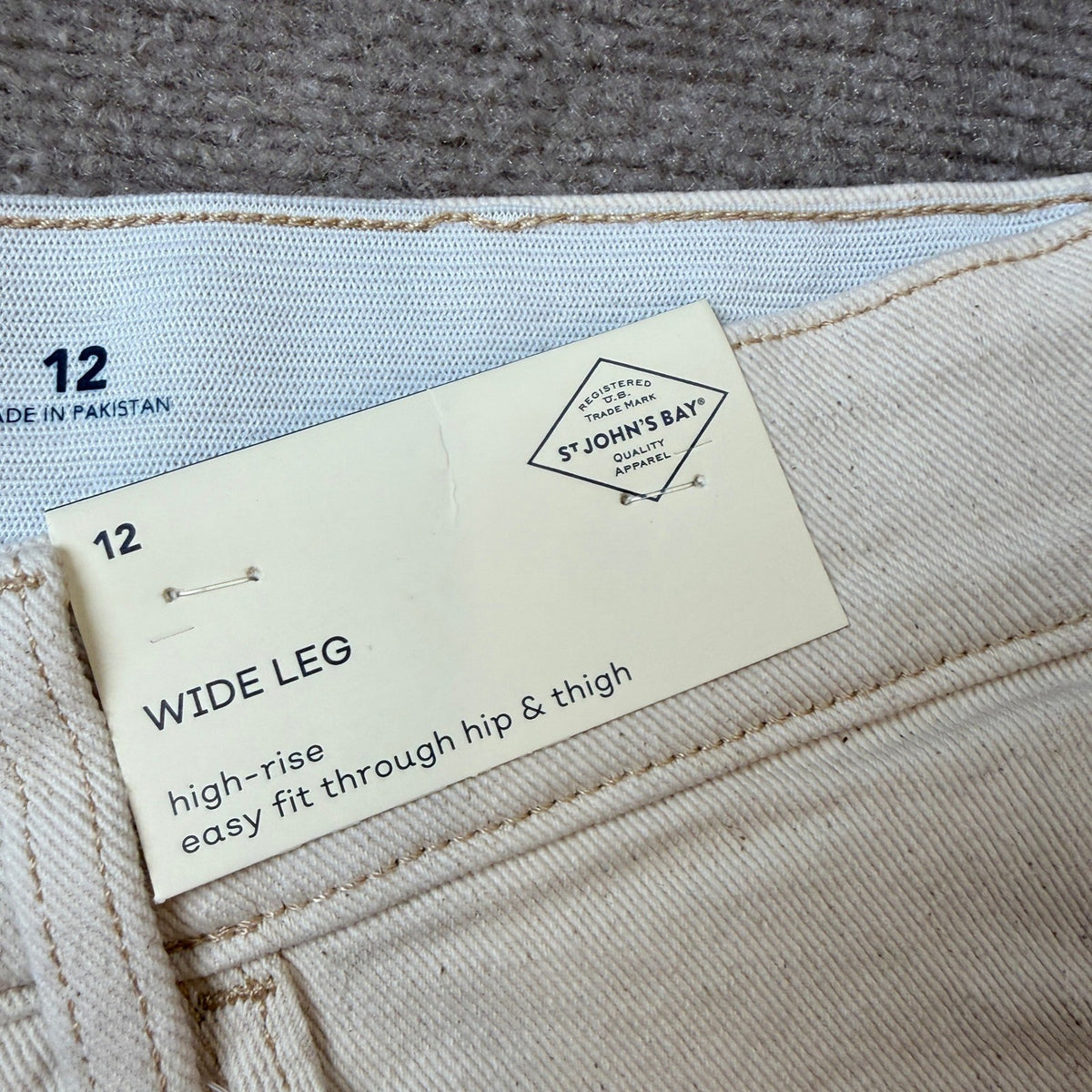 MSRP $48 St. John's Bay Womens 12 Natural Wide Leg High Rise Pants