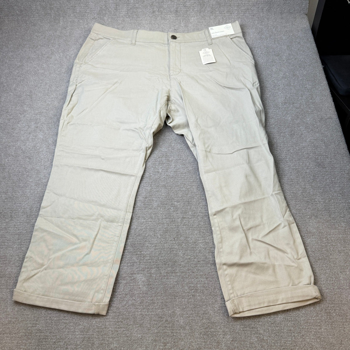 MSRP $50 St. John's Bay Women's 16W Biscotti Relaxed Fit Girlfriend Chino Pants