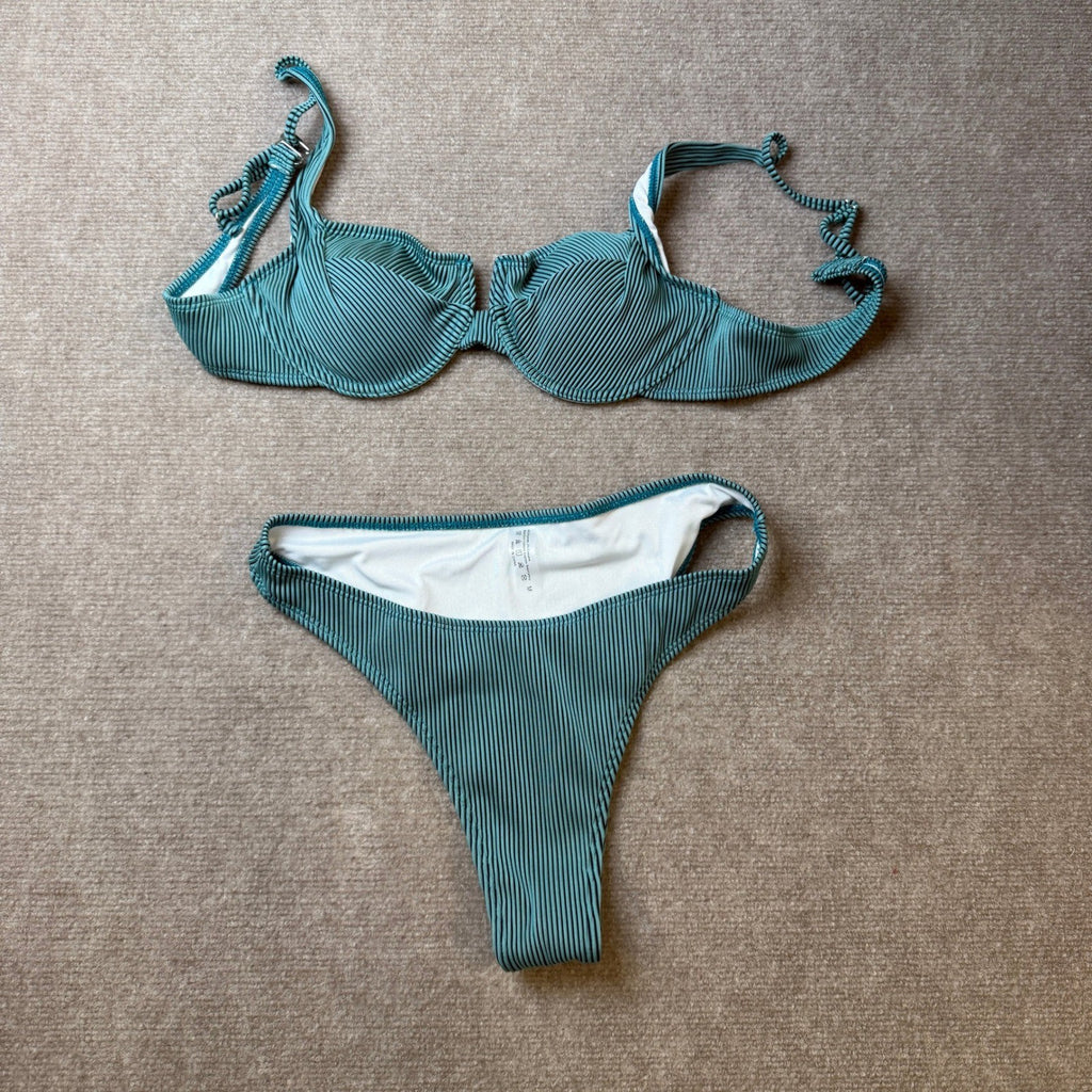 MSRP $39 SweatyRocks Women's M Two Piece Bikini Set Striped Print Push Up Swims