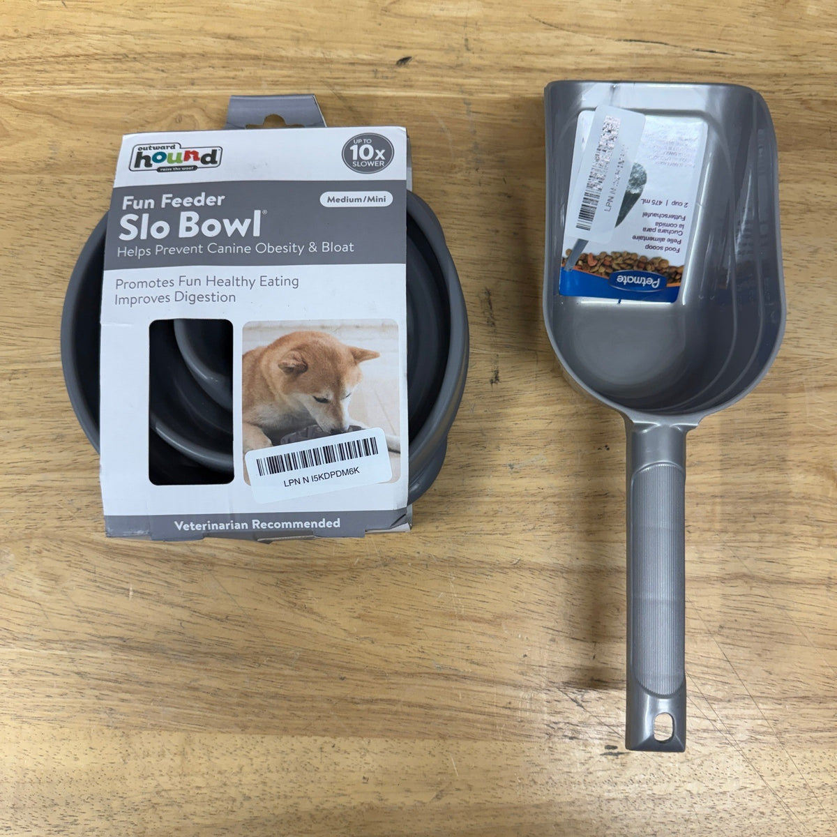Set of 2 Outward Hound Feeder Slo Bowl Medium Grey 2-Cup & Petmate Food Scoop