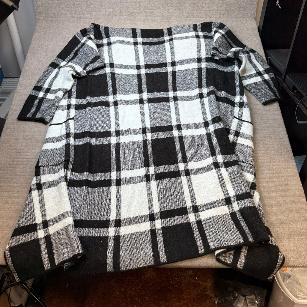 MSRP $86 Liz Claiborne Womens XL Tall Crema Black Plaid Cardigan Sweater Coat