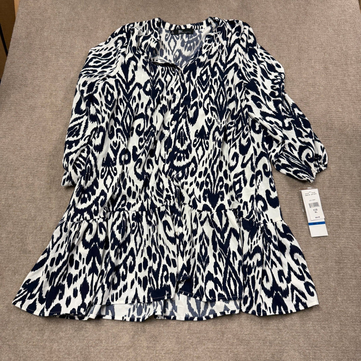 MSRP $69 Be by CHETTA B Womens XL Navy White Shift Dress V Neck Long Sleeve